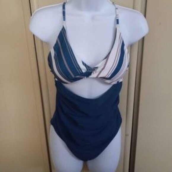 Cupshe Women's Blue , White. Gray One Piece Swimsuit Size LG NWT - Picture 1 of 5